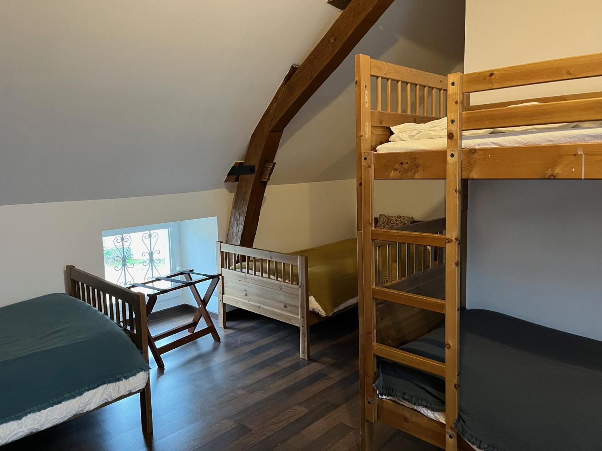 Chateau Du Mauny, Gites Et Chambres D'Hotes En Bourgogne Rosey Bilik gambar